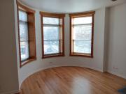 3 Br, 2 bath, Condo 5536 Michigan