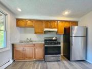 3 Br, 2 bath, Condo 86 Washburn St 3 Br, 2 bath, Condo 86 Washburn St