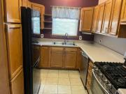 3 Br, 2 bath, Single Family 1025 Sawyer Rd