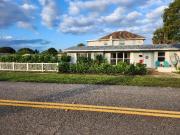 3 Br, 2 bath, Single Family 305 3rd St