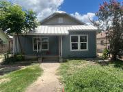 3 Br, 2 bath, Single Family 3234 W Houston St