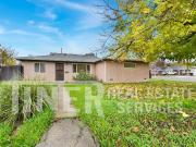 3 Br, 2 bath, Single Family 5516 Palmdale Way