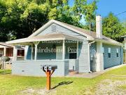 3 Br, 2 bath, Single Family 672 Chestnut Street