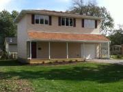 3 Br, 2 bath, Single Family 712 N Jackson