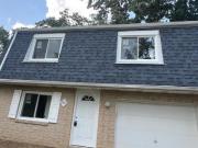 3 Br, 2 bath, Townhouse/Brownstone/RowHouse 283 Canova Dr