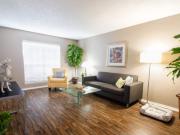 3 BR, 3 BA Apartment 8623 Starcrest Dr, San Antonio, TX...