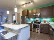 3 Br, 3 bath, Apartment 2777 S Arizona Ave