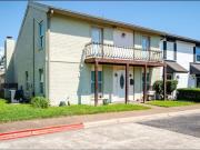 3 Br, 3 bath, Townhouse/Brownstone/RowHouse 11 Rock Creek Dr