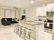 3 Br, 3 bath, Townhouse/Brownstone/RowHouse 31941 Blue...