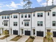 3 Br, 3 bath, Townhouse/Brownstone/RowHouse 3709 Nova...