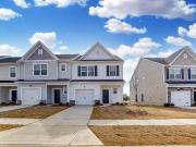 3 Br, 3 bath, Townhouse/Brownstone/RowHouse 8147...