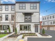 3 Br, 4 bath, Townhouse/Brownstone/RowHouse 2030 Main St Nw