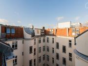 3 BR Bright & fashionable rooftop apartment in...