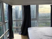 3 BR CONDO UNIT WITH PARKING AND VIEW FOR SALE IN BGC...