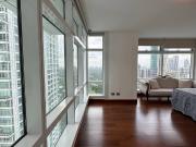 3 BR Fully Furnished Condo with 3 Parking Slots for...