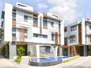 3 BR Townhouse with Yard For Sale in Project 8, Quezon City