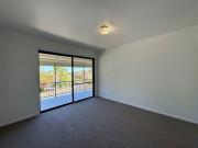 3 BRM BRICK & TILE GOONELLABAH DUPLEX