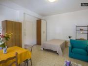 3 camere da letto, Rome Rome 00157 44532641