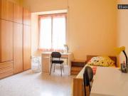 3 camere da letto, Rome Rome 00159 85745989