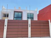 3 Casas a Pie de Calle y de 2 Habitaciones en Venta...