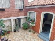 3 casas no imóvel Vila Constança