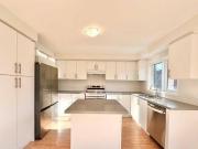 3 DEN 25 BATH 1700 SQF TOWNHOUSE FOR RENT
