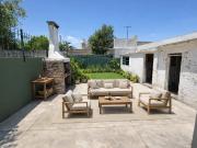 3 Dormitorios con patio cochera Bernal alquile