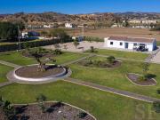 3 Dormitorios dobles uno en suite | Dormitorio...