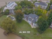 3 DORMITORIOS EN SUITE, 2 ESCRITORIOS, PLAYROOM Y SERVICIO