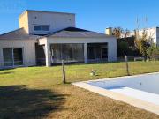 3 DORMITORIOS, PLAYROOM y SERVICIO. LOTE INTERNO