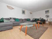 3 Double Bedroom Apartment + Private Terrace E14 3 Double Bedroom Apartment + Private Terrace E14
