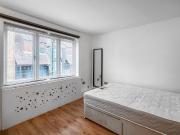 3 double bedroom flat on near tube stations