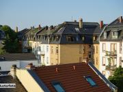 3 Familienhaus mit Garagen und Terrasse