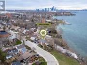 3 Fifth Street, Toronto W06, ON, M8V 2Y8 investment for...