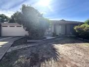 3 Friar Place, Melton West VIC 3337