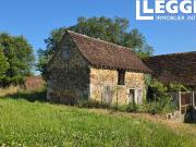 3 granges avec permis de construire sur 2700 m² de...
