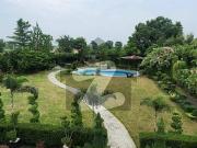 3 Kanal Fully Furnished Farmhouse In A High Status Gated...
