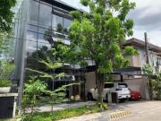 3 Storey Modern Designed House with Roof Deck and...