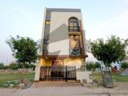 3 marla luxury semi furnished house for sale