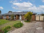 3 Monterey Court, Sunbury, VIC 3429