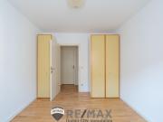 3 ODER 4 ZIMMER UND LOGGIA DAZU