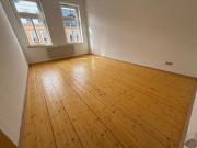 3.OG Balkon Stellplatz mgl. Wanne u. Dusche Dielenboden...