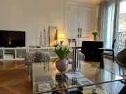 3 pieces centre de Paris 1ere, Paris Amsterdam...