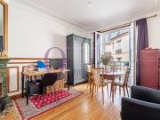 3 pièces de 46 m², idéalement distribué, clair, calme...