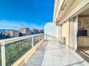 3 pièces dernier étage Cannes Arrière Martinez