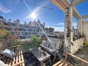 3 pièces en dernier étage avec terrasse et parking