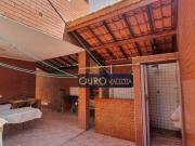 3 QUARTOS, 1 SUITE, 4 WCS MOBILIADO ESQUINA COM A PRAIA