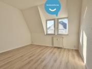 3 Raum Wohnung • frisch renoviert • Bad mit Wanne •...