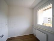 3 Raum Wohnung mit Aufzug und Balkon