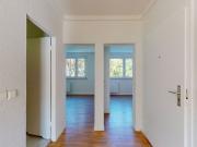 3 Raum Wohnung mit Aufzug und Wanne